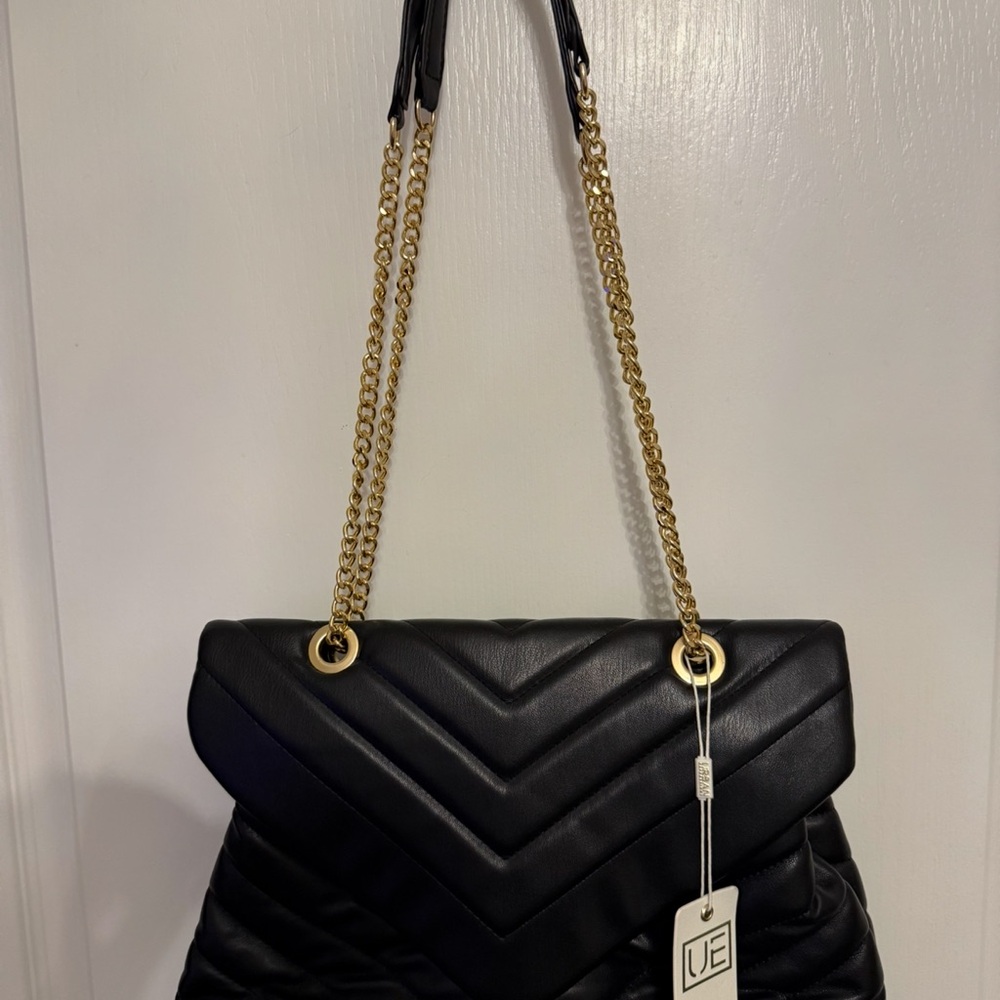 Urban Expressions Elegant Black Quilted Shoulder Bag